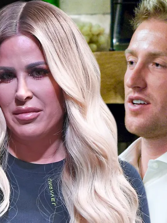 Kim Zolciak And Kroy Biermann Seen Together Hours Before Explosive Fight |  KIM ZOLCIAK AND KROY BIERMANN
PEACEFUL FAMILY OUTING Hours Before Cops Called For Fight